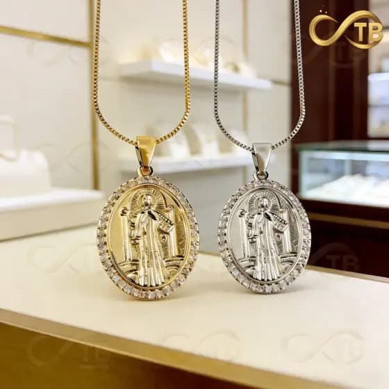 TB Feminino Colar Religioso Jesus Pingente Medalha Zircônia Brilhante Dourado Prata