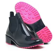 Bota Feminina Impermeável Sola Antiderrapante Com Palmilha Envio Rápido Promoção