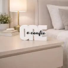 Letreiro Decorativo Ore e Confie Moderno para Sala Quarto Escritório Ideal para Decoração de Casa e Presente Especial