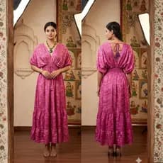Vestido Longo Decote V na Frente e nas Costas Roupa Feminina Manga Morcego Elegante