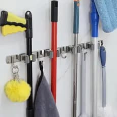 Suporte de Vassoura Inox 9 Acessórios – Porta Ferramentas de Limpeza para Parede