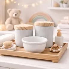 Kit Higiene Bebê Porcelana Maternidade Menino Menina com tampa Madeira 3 peças Decor