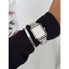 Presente Perfeito: Relogio Feminino com Bracelete Folheado Elegante com Visor Analógico