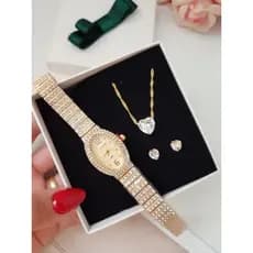 Relógio Feminino Dourado Cravejado À Prova D'água + Kit Brinco E Colar Coração Luxo Conjunto Completo Para Presente