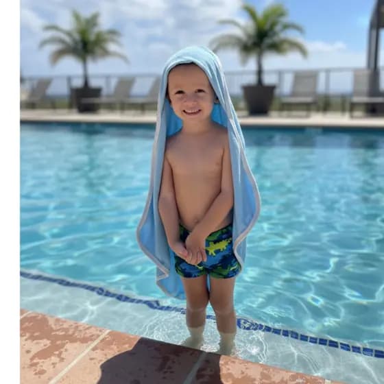 Toalha Bebê com Capuz – Secagem Rápida e Super Conforto | Uso no Banho, Praia e Piscina