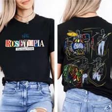 Camiseta Feminina 100% Algodão ROSETOPIA Banda The Rose Tour 2026 e Estampa Rabiscos Integrantes