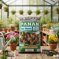 Terra Vegetal Orgânica Adubada com Húmus de minhoca pronta para plantio