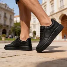 Tênis Preto E Branco Leve Desconto Relâmpago