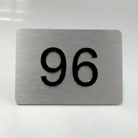 Placa de Números Para Porta Apartamento em ACM Aço Escovado