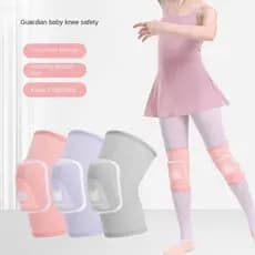 1 par de joelheiras esportivas infantis, equipamento de proteção respirável, anti-colisão.