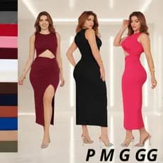 Vestido midi canelado tubinho com fenda frontal e franzido, recorte no peito, regata gola redonda
