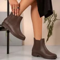 Galochas Femininas Impermeáveis para Dias de Chuva com Estilo e Conforto