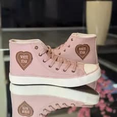 Tênis Feminino Cano Alto Lona Sola Reta Emborrachada Pingente Delicado