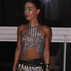 Top Pequeno Transparente Brilhante com Detalhes de Diamante, Sutiã Halter com Corrente, Top Festivo Versátil e Brilhante
