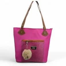 Bolsa Feminina  Luxo com Pompom de brinde – Estilo, Espaço e Elegância!
