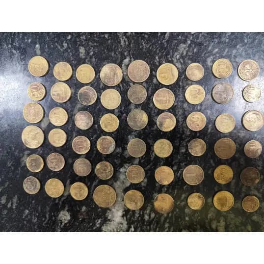 Moedas Antigas e Raras do Brasil: De 1870 á 1990 Cruzeiros, Réis, Centavos e Moedas Comemorativas