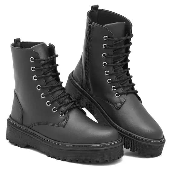 Bota Coturno Feminina Tratorada Cano Médio