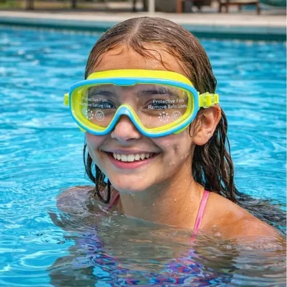 Óculos De Natação Infantil Com Proteção Uv Faixa Etária de 3 a 14 Anos Cores Variadas Com Protetor De Ouvido Criança.