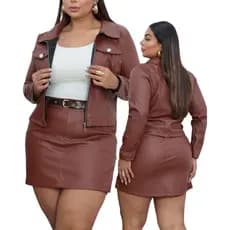 Conjunto Couro Feminino Plus Size Jaqueta com Zíper e Short Saia com Cinto Incluso Moda Street