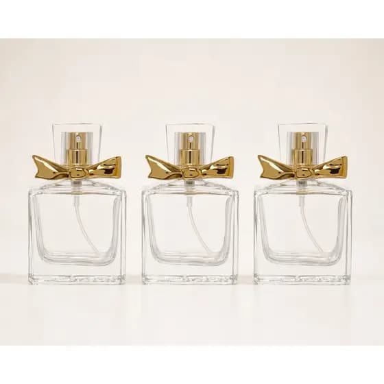 Kit Frasco Versailles Gold 30ml Perfume Vidro Recarregável Luxo Laço Dourado Premium Viagem Bolsa