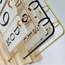 Calendário de Mesa Decorativo com Plaquinhas Permanentes Escritório