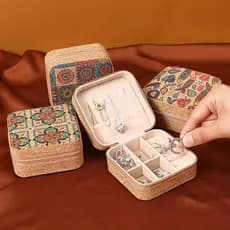 Mini Caixa de Joias Vintage com Estampa de Cortiça, Caixa de Armazenamento Portátil para Viagem para Anéis, Colares e Br