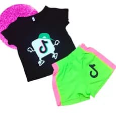 Conjunto Infantil Estiloso Menina Verão 2026 Blogueirinha Camiseta com Short Infanto Juvenil Top