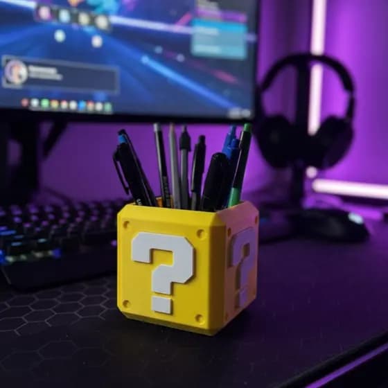 Porta Canetas Decorativo Bloco Interrogação Varias Cores para Fãs de Games Retrô