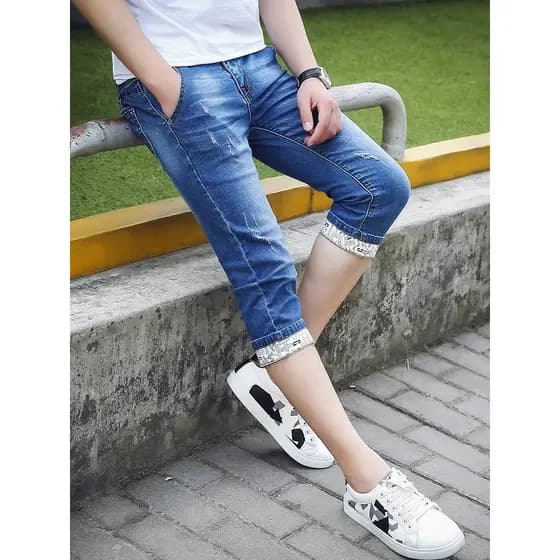 Calças cortadas masculinas Shorts Jeans masculinos 2026 novo estilo calças justas Jeans de 7 pontos masculino verão esti