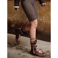 Zhang Yuanying Mesmo Estilo Daphne Meirard Botas Ocidentais Femininas 2026 Novo Estilo Botas Curtas de Verão Botas de Co