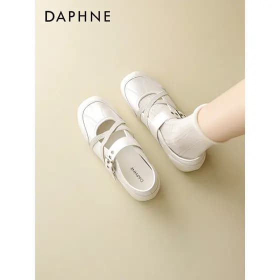 Daphne estilo francês sola macia sapatos de boca rasa feminino primavera 2026 novo estilo prata Ballet Mary Jane sapatos