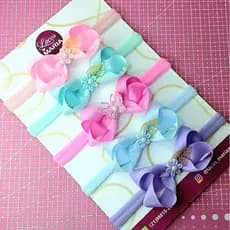 Kit 5 Faixas para Bebê com Lacinhos – Tiara para Bebê – Acessórios de Cabelo para Bebê – Cores da Foto – Maternidade