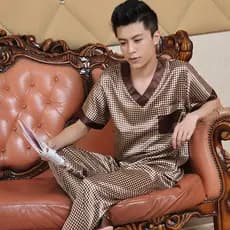 Pijamas de alta qualidade masculinos verão seda gelo calças de manga curta pijamas de seda fina primavera outono Plus Si