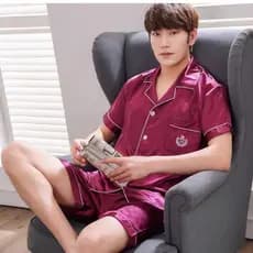 Primavera verão pijamas masculinos novo estilo de seda leve respirável Casual simples Shorts de manga curta juventude Ho