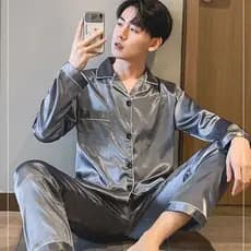 Primavera outono pijamas masculinos 2025 novo estilo de manga comprida fina seda gelo verão juventude Homewear terno de