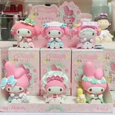 Miniso Sanrio Blind Box Tea Party Melody Toy Decoração de Mesa para Mulheres Acessório de Carro Brinquedos Pendente Inte