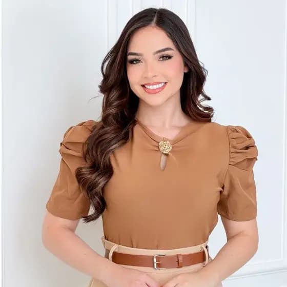 Blusa Moda Feminina Gola Redonda Com Drapeado Manga Curta Elegante