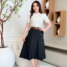 Saia Midi Evasê Louis Twill com Botões, Bolsos Funcionais e Cinto – Moda Evangélica