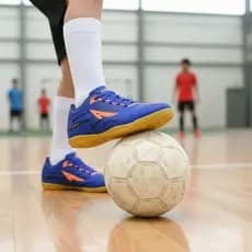 Calçado Infantil de Futsal para Quadra Lisa Confortável e Resistente