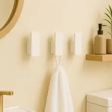 Kit Ganchos De Parede Para Toalhas Bolsas e Roupas Com Fita Adesiva Branco