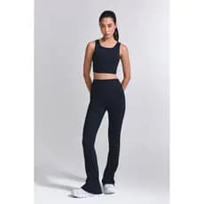 Conjunto Fitness Arm com Top Nadador e Legging Flare em Poliamida Canelada Preto