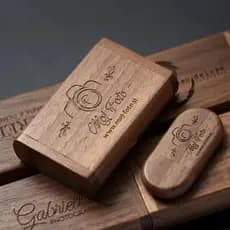 Unidade Flash USB 2.0 De Madeira Com Logotipo Personalizado Grátis , Caixa , Gravação A Laser , Fotografia De Casamento