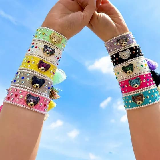Pulseira artesanal de diamantes com enfeites de urso, modelo novo e campeão de vendas internacional, com diamantes color