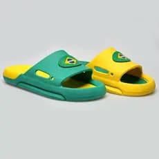 Kit 2 Pares Chinelo Slide Nuvem Brasil Confortável Antiderrapante Sandália Leve Praia Piscina