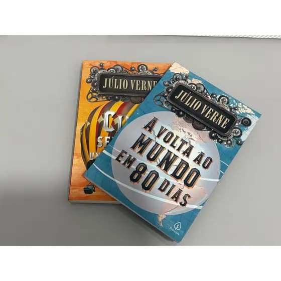 Livro- a Volta Ao Mundo em 80 Dias, Cinco Semanas em Um Balão- Júlio Verne.