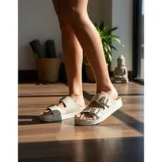 Papete Feminina Fivela Dupla Off White – Leve, Moderna e Muito Confortável - Paty