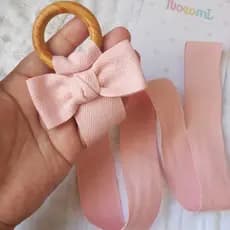 Porta laços infantil ideal para organizar os laços de cabelo  e decorar o quarto de menina