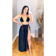 Saida de praia saia longa com botão e fenda elegante