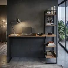 Mesa para Computador com Estante Integrada: Ideal para Ambientes Pequenos e Inteligentes