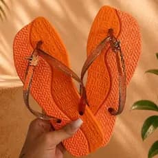 Chinelo havan m10 bico quadrado com cores do verão 2026 verde, laranja e amarelo lançamento